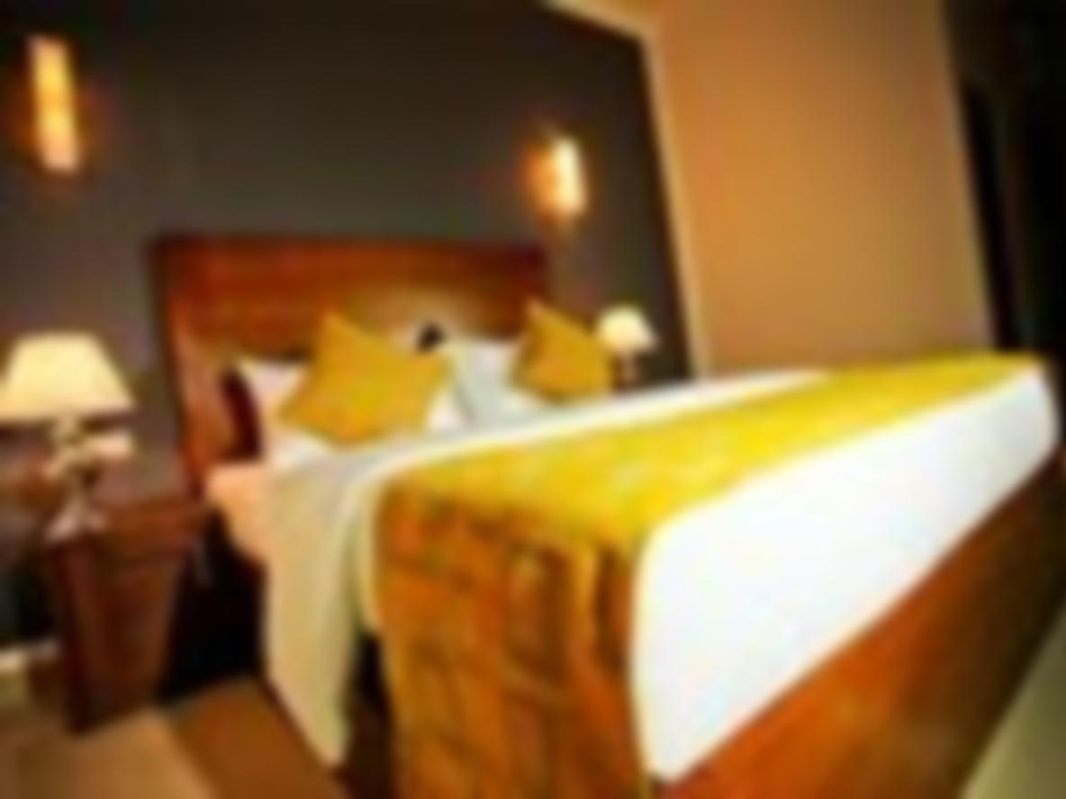 Hotel Travellers Nest 캔디 외부 사진